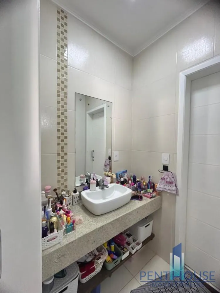 Casa, 3 quartos, 240 m² - Foto 4