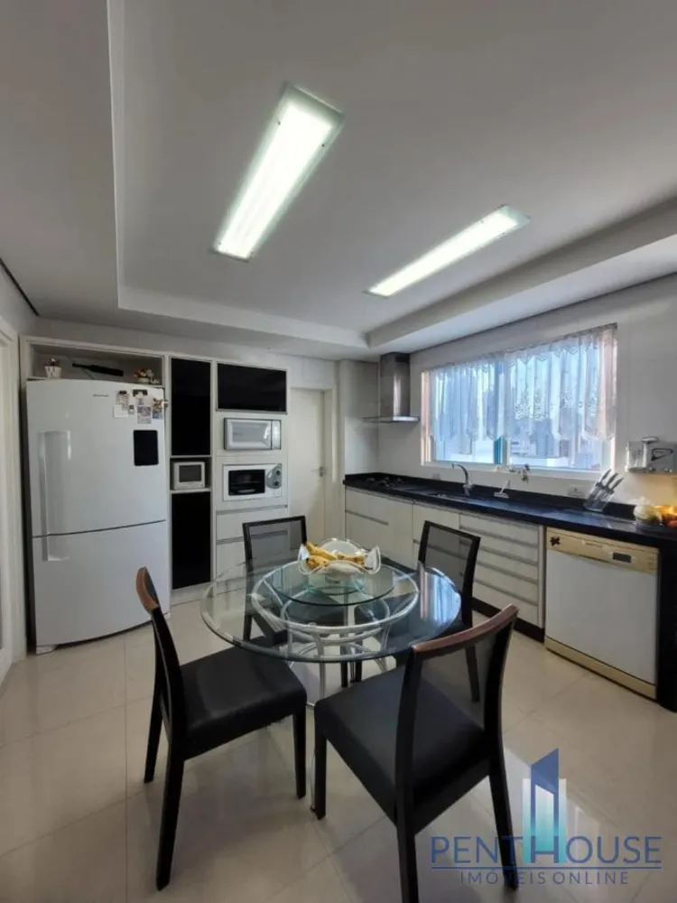 Apartamento, 3 quartos, 252 m² - Foto 3