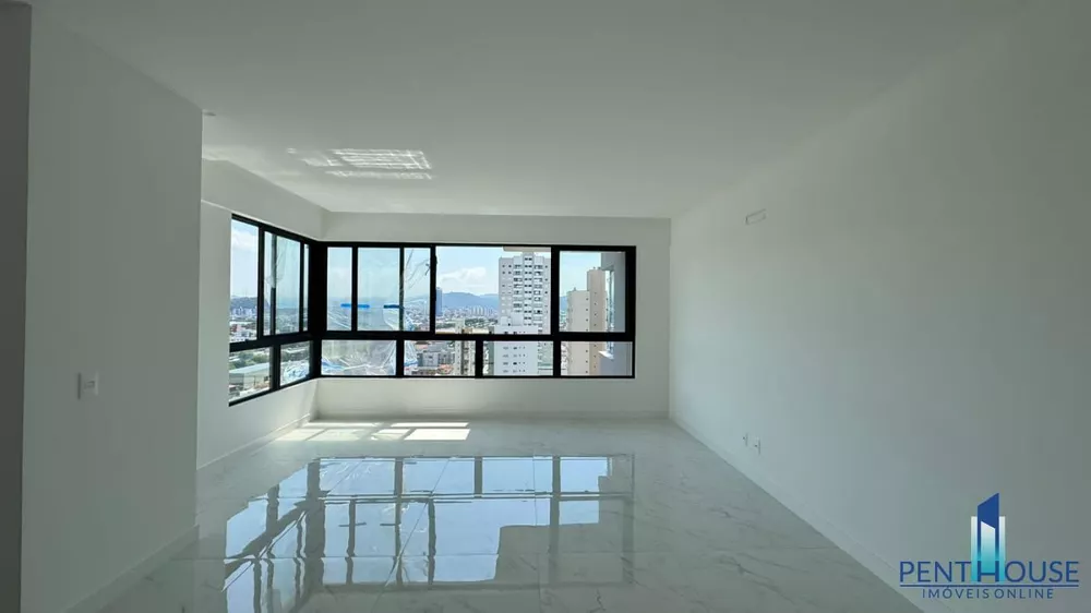 Apartamento à venda com 3 quartos, 132m² - Foto 1