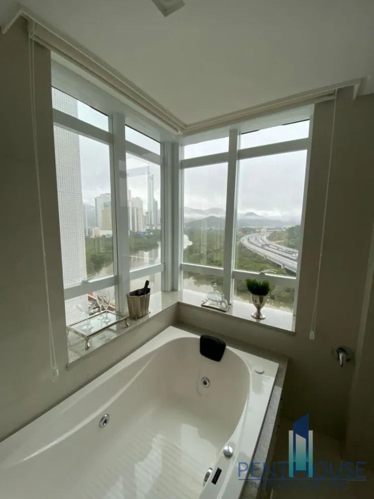 Apartamento, 3 quartos, 182 m² - Foto 8