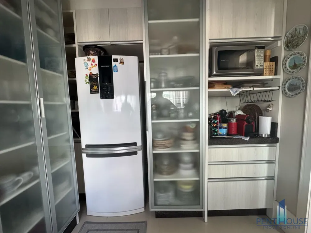 Apartamento, 3 quartos, 162 m² - Foto 3