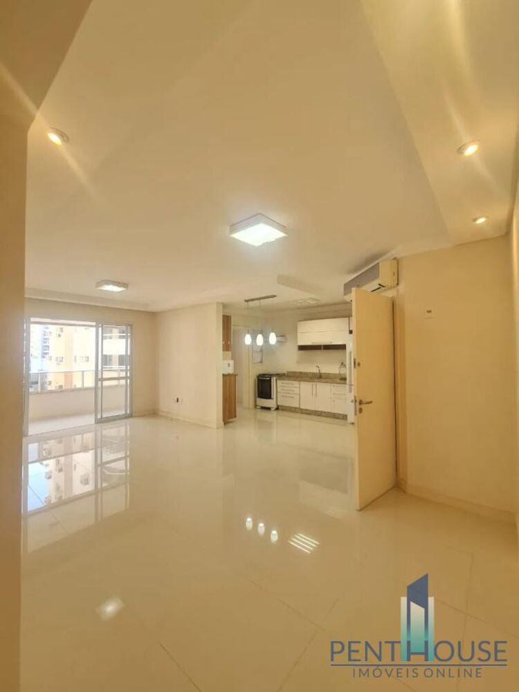 Apartamento, 3 quartos, 107 m² - Foto 1