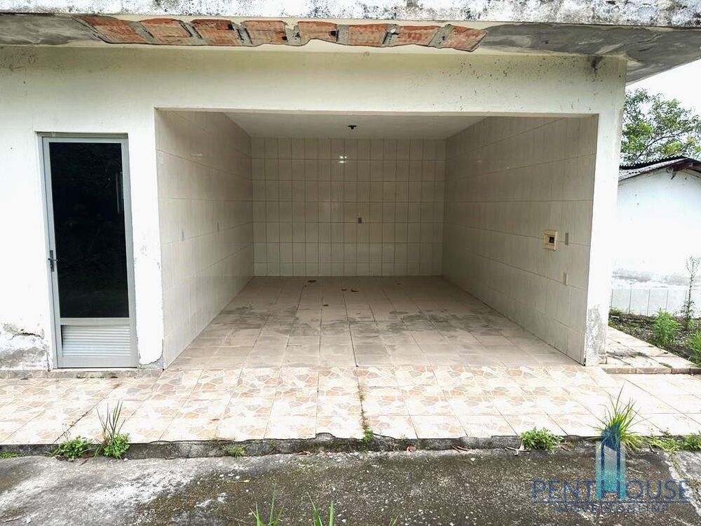 Casa à venda com 3 quartos, 1130m² - Foto 2