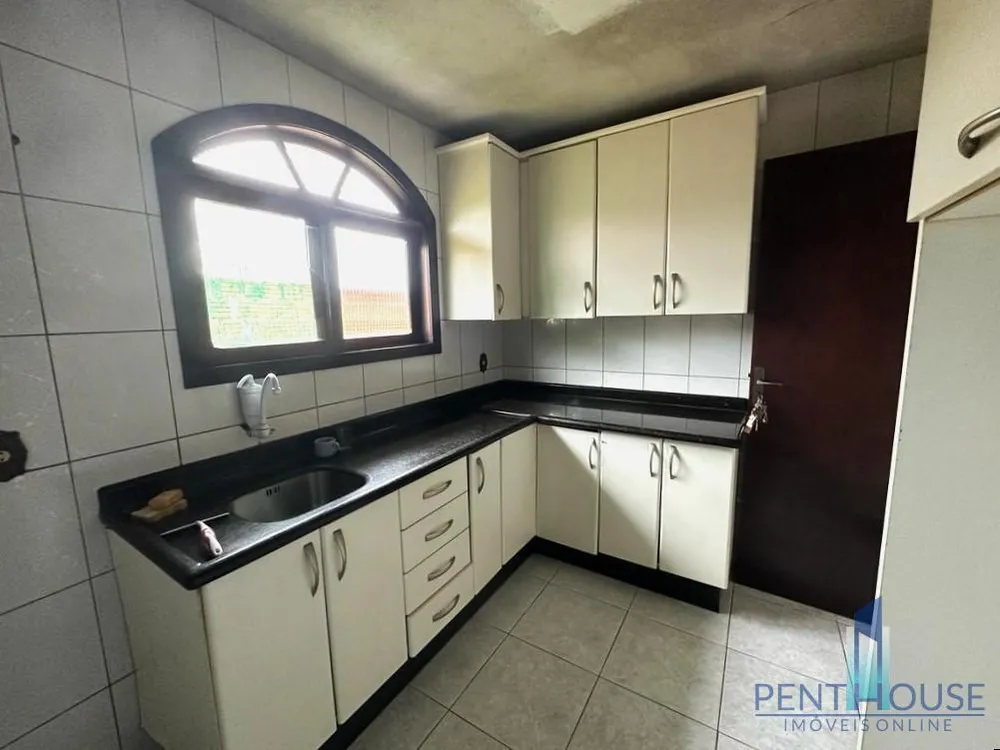 Casa, 3 quartos, 1130 m² - Foto 9