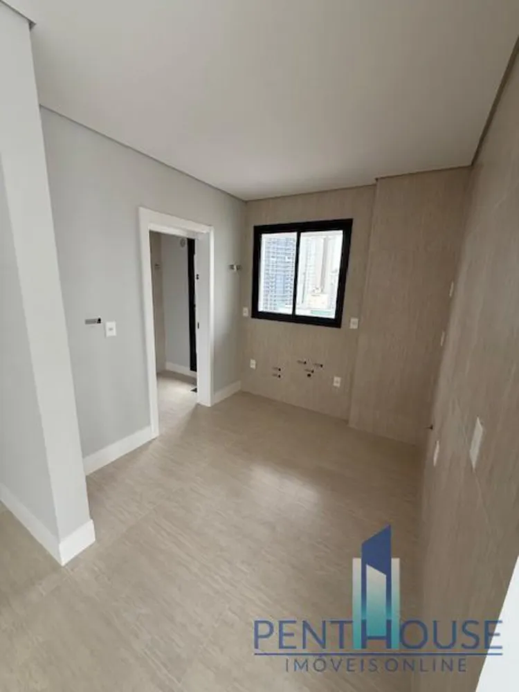 Apartamento, 3 quartos, 120 m² - Foto 2