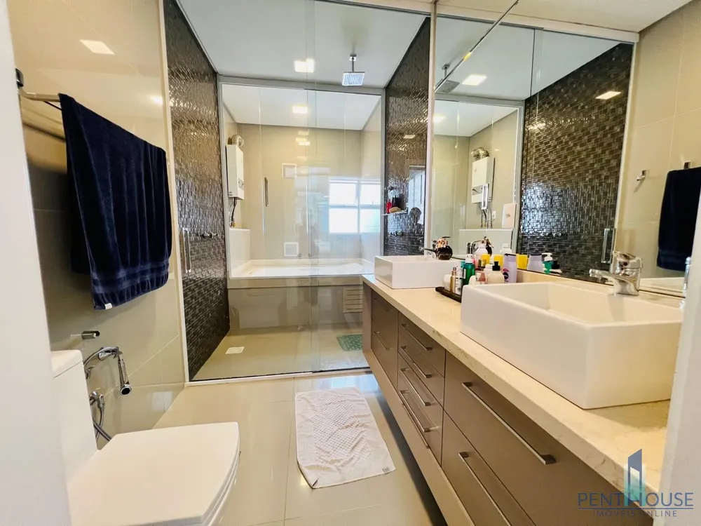 Cobertura, 4 quartos, 237 m² - Foto 4