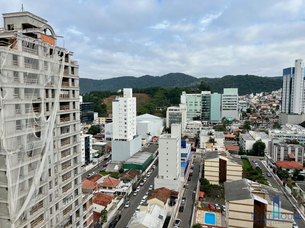 Cobertura à venda com 4 quartos, 237m² - Foto 7