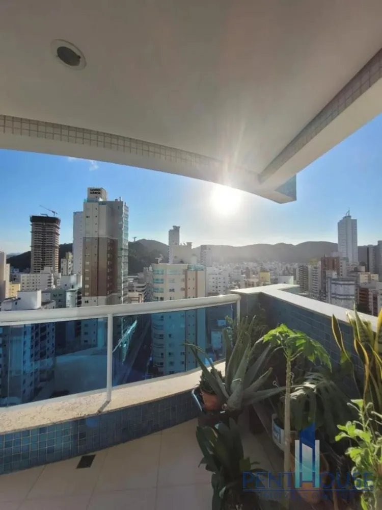Apartamento, 3 quartos, 252 m² - Foto 16