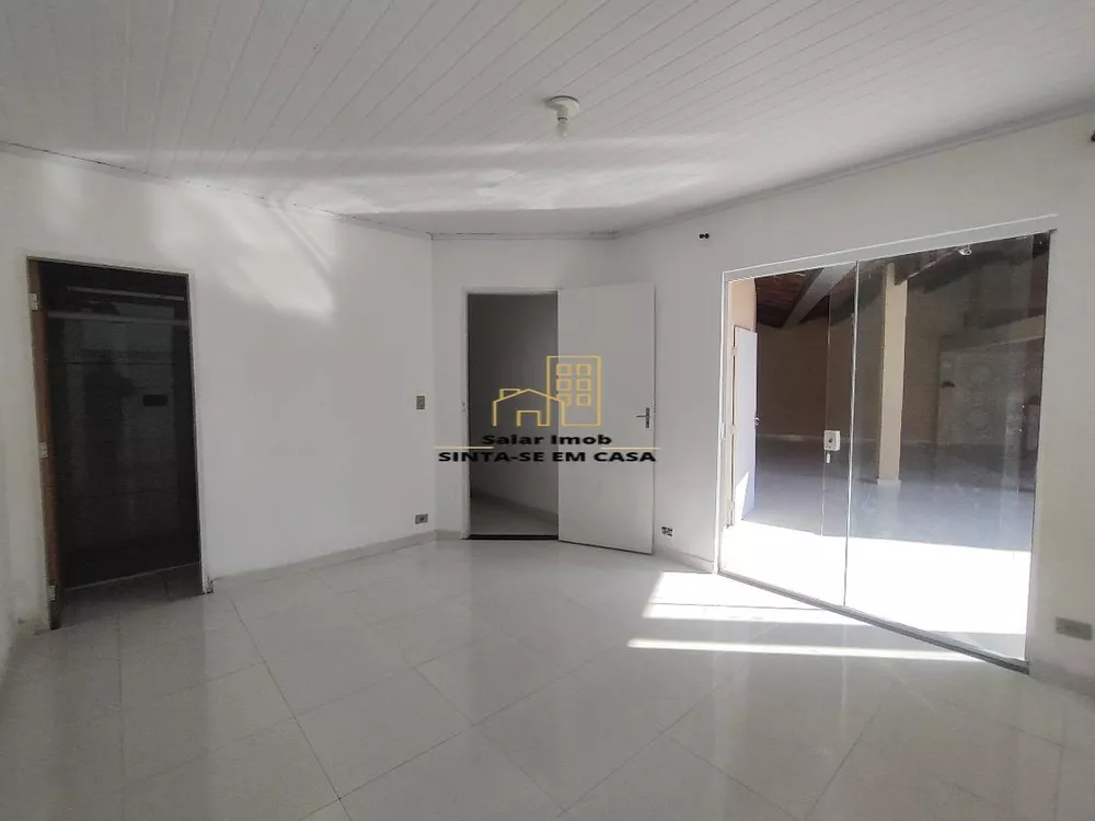 Casa, 3 quartos, 200 m² - Foto 14