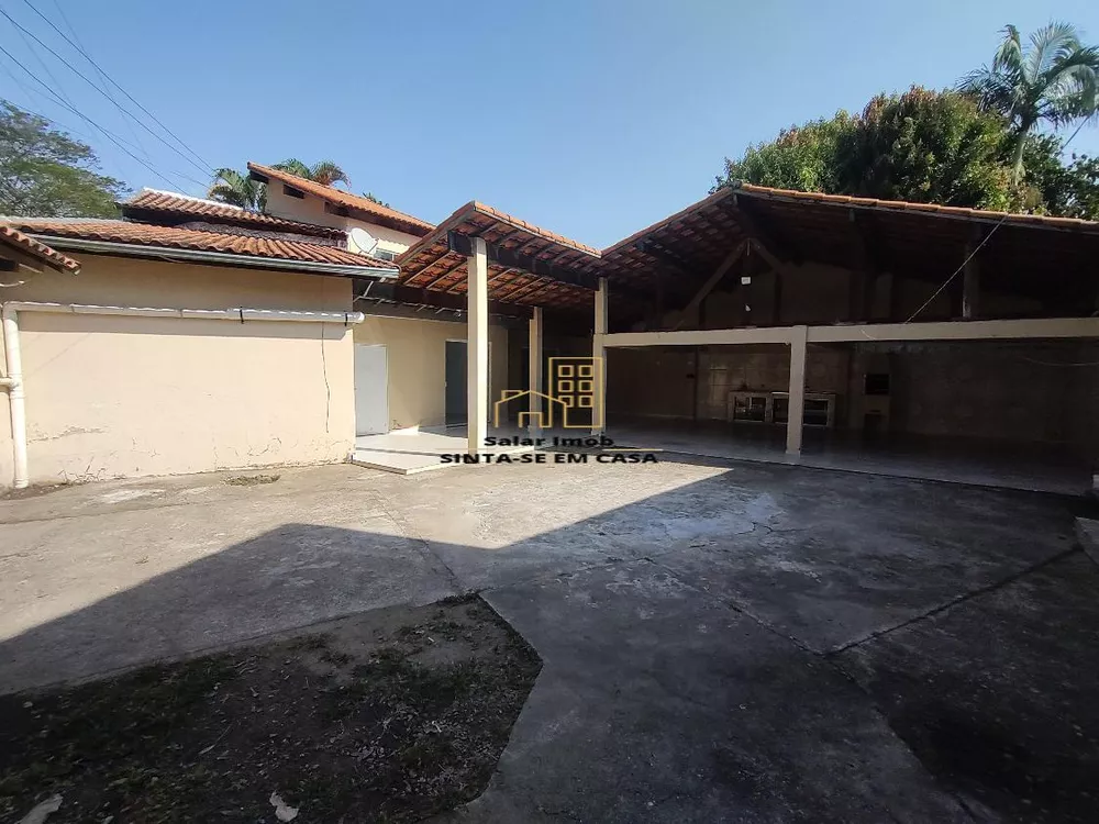 Casa, 3 quartos, 200 m² - Foto 1