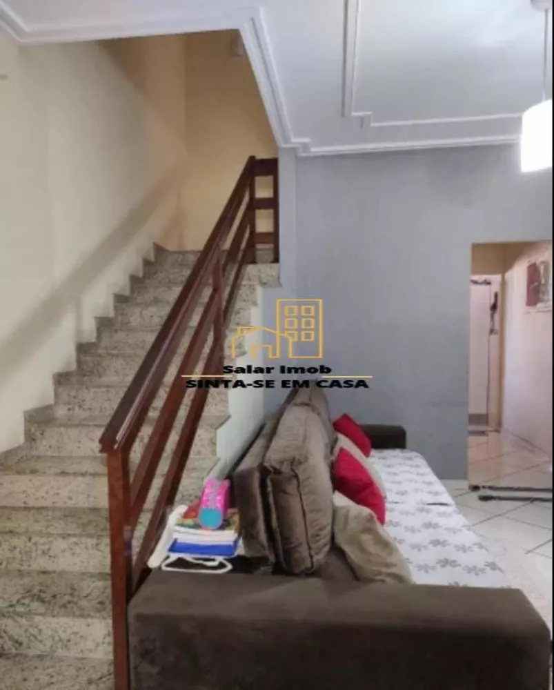 Casa, 3 quartos, 81 m² - Foto 2