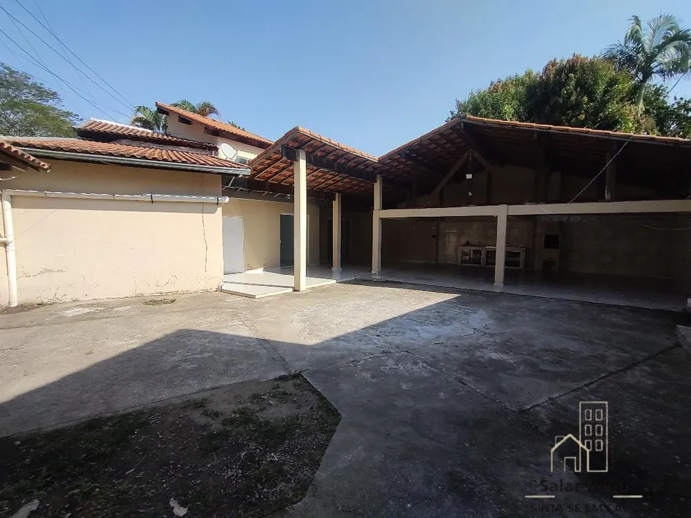 Casa, 3 quartos, 200 m² - Foto 1