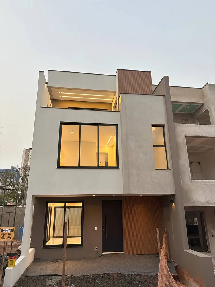 Casa, 3 quartos, 158 m² - Foto 1