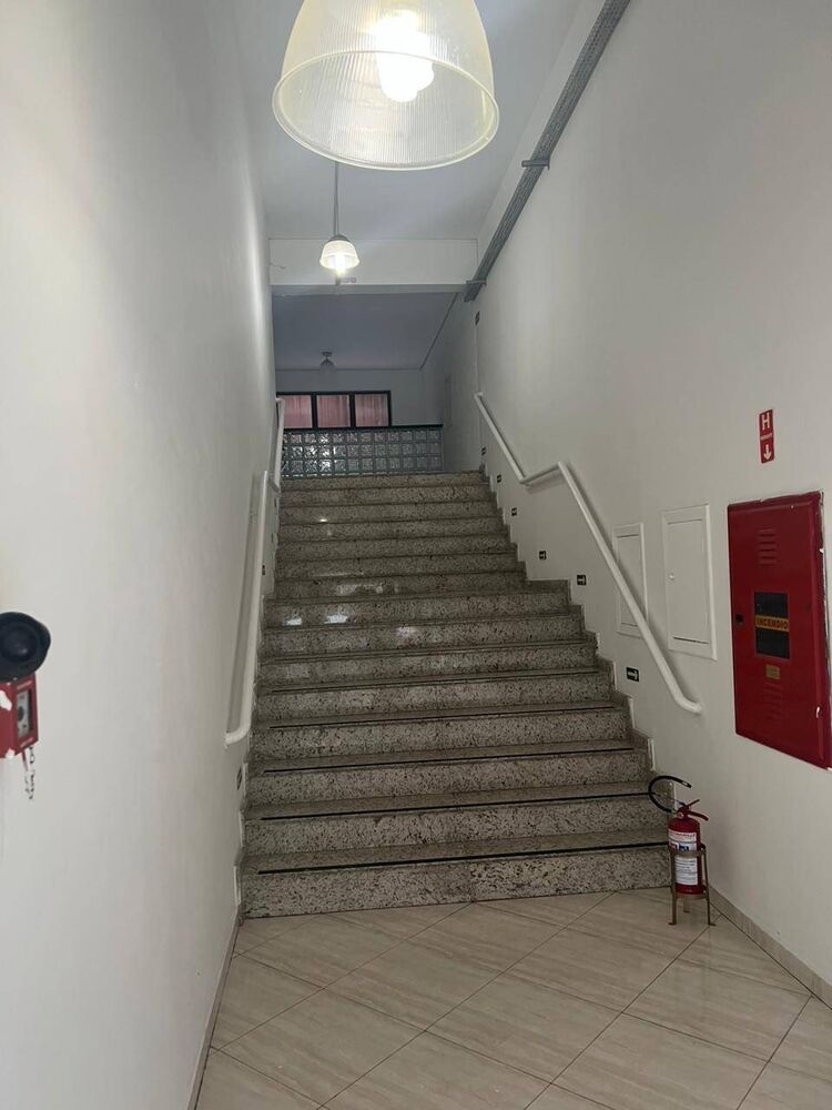 Sala-Conjunto, 1026 m² - Foto 2