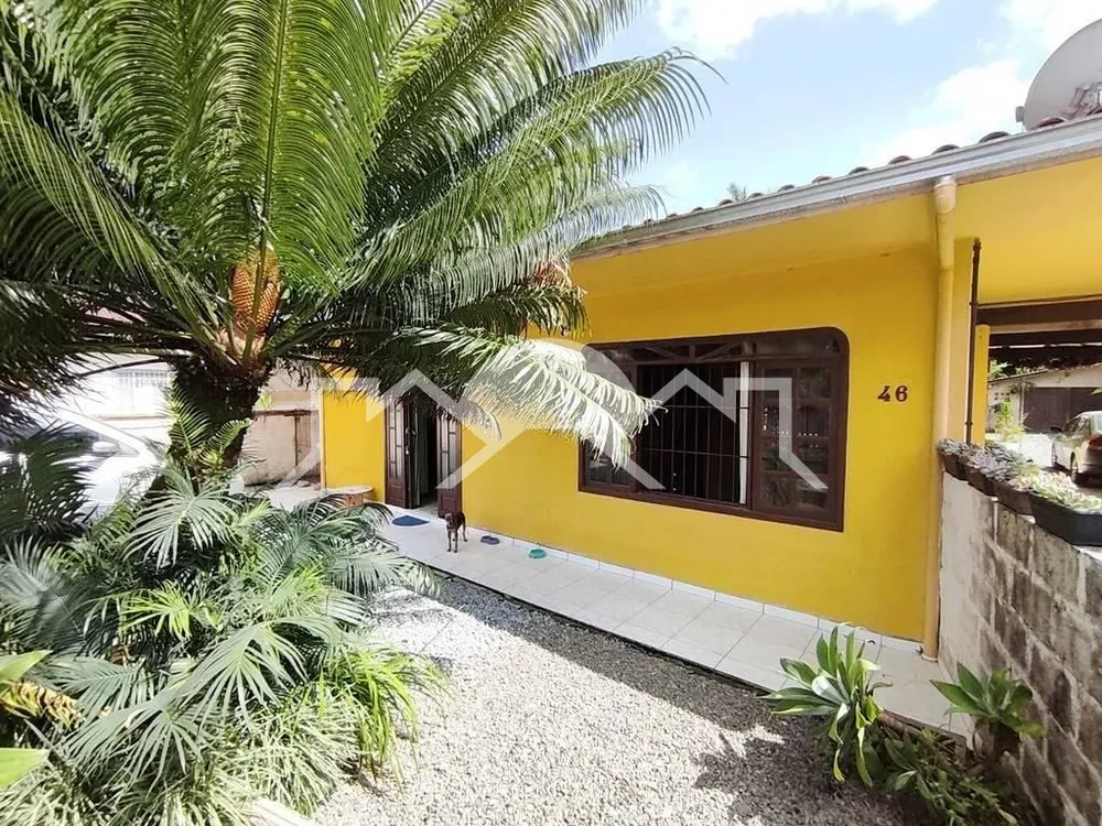 Casa, 4 quartos, 162 m² - Foto 1