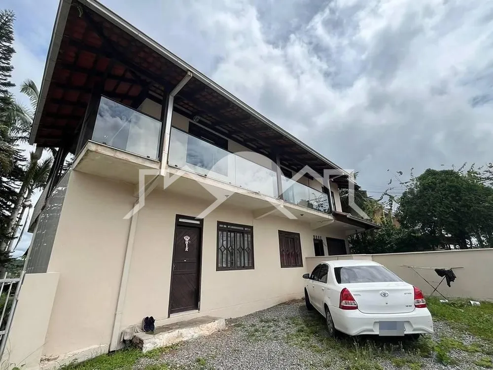 Casa, 4 quartos, 330 m² - Foto 1