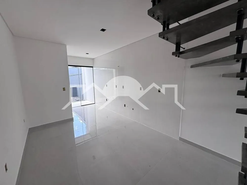 Casa, 2 quartos, 70 m² - Foto 2