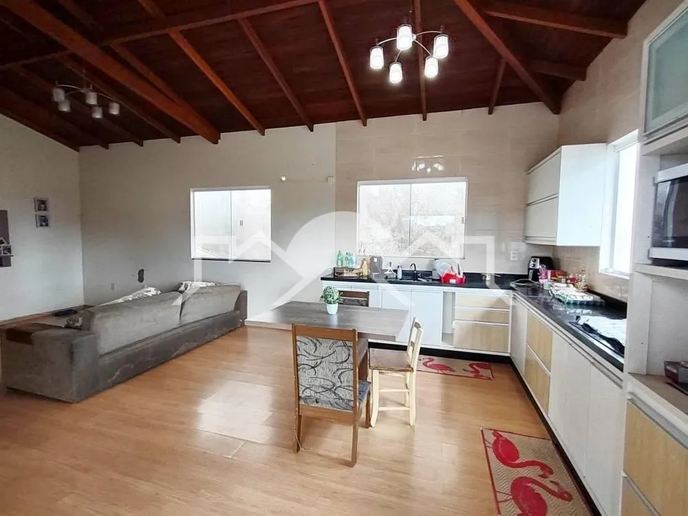 Casa, 2 quartos, 180 m² - Foto 2