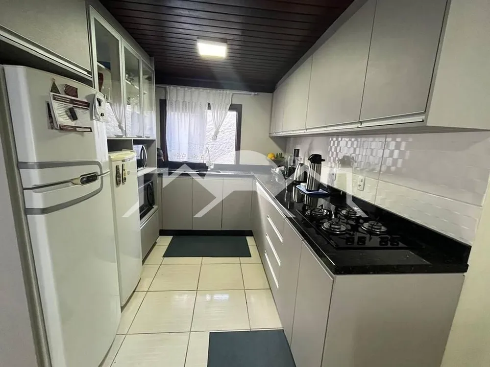 Casa, 4 quartos, 140 m² - Foto 1