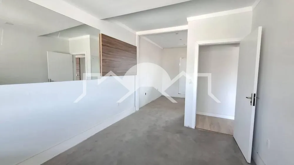 Casa, 3 quartos, 202 m² - Foto 1