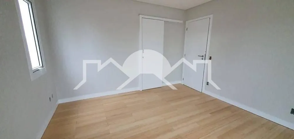 Casa, 4 quartos, 267 m² - Foto 2