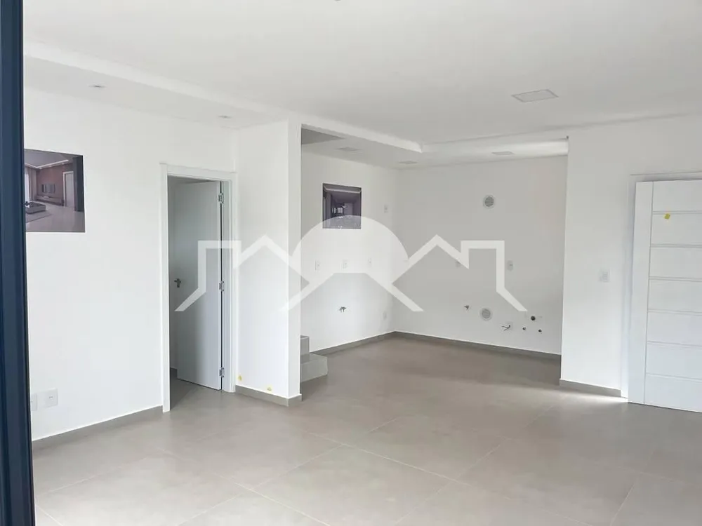 Casa, 3 quartos, 156 m² - Foto 1