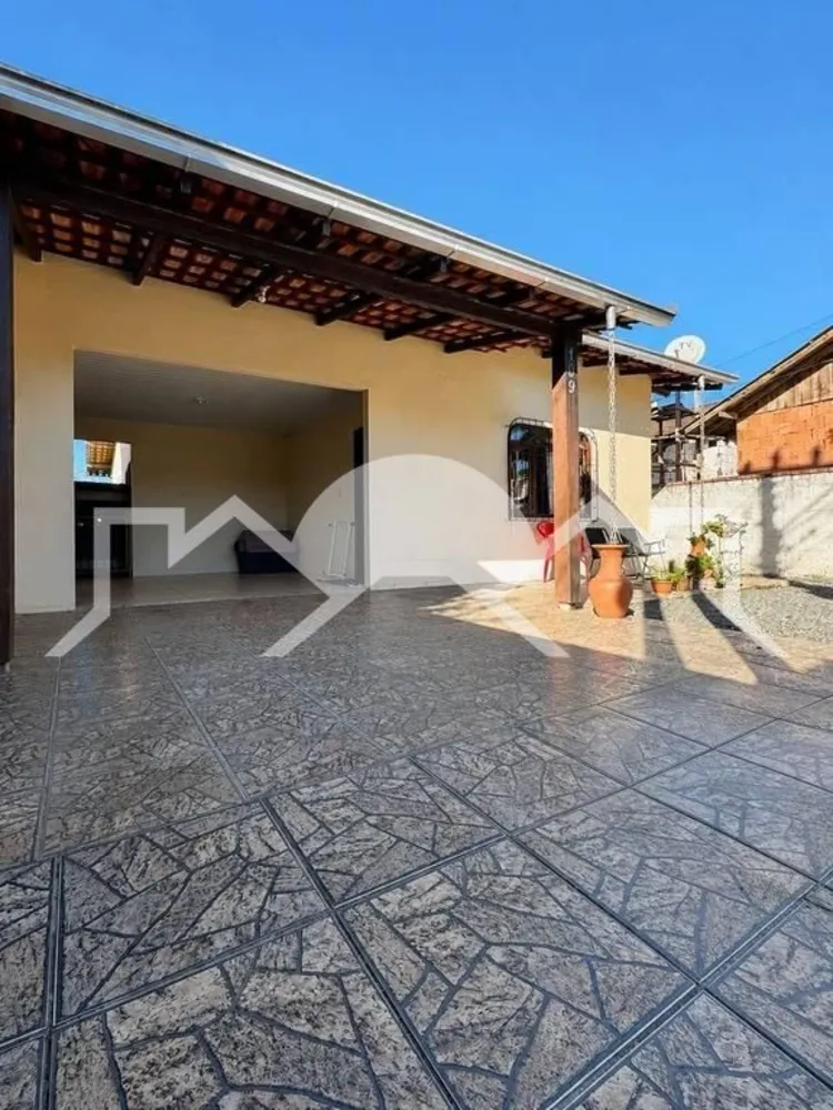 Casa, 4 quartos, 124 m² - Foto 1