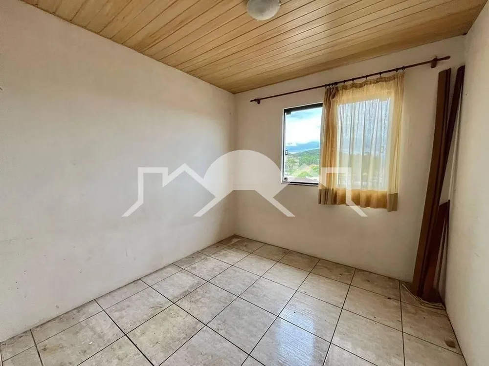 Casa, 9 quartos, 270 m² - Foto 1