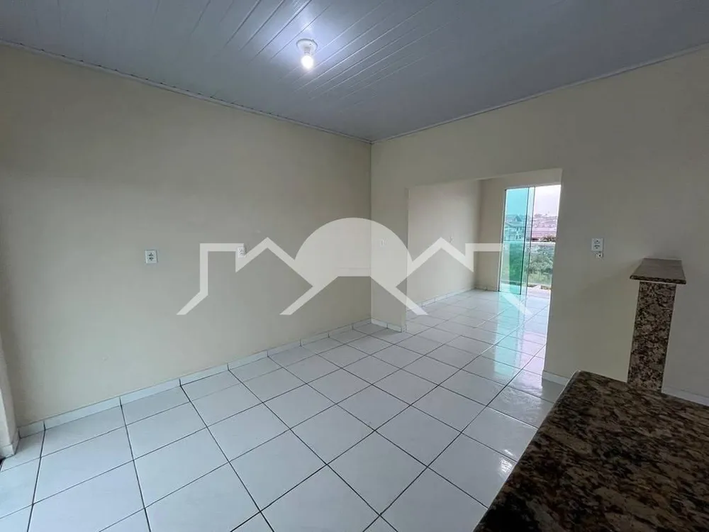 Casa, 4 quartos, 220 m² - Foto 1