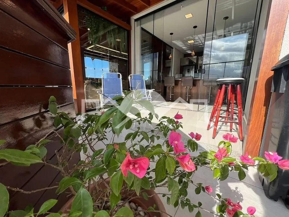 Cobertura, 3 quartos, 198 m² - Foto 4