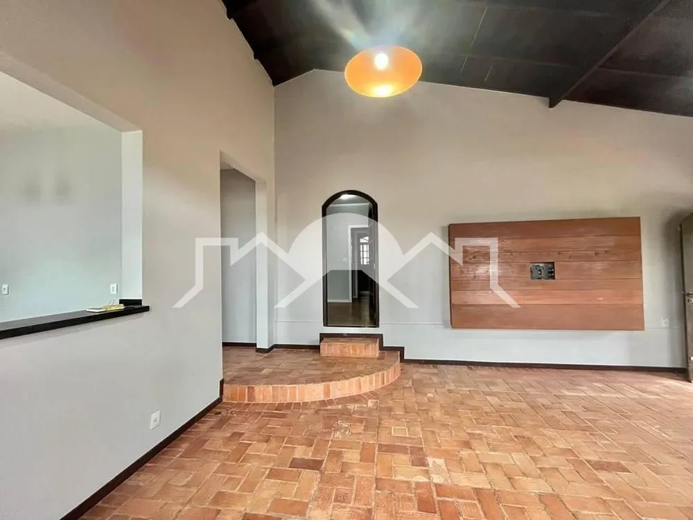 Casa, 3 quartos, 231 m² - Foto 1