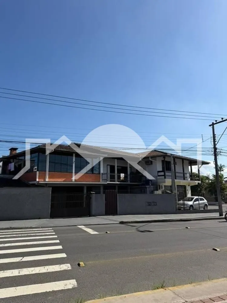 Casa, 3 quartos, 254 m² - Foto 4