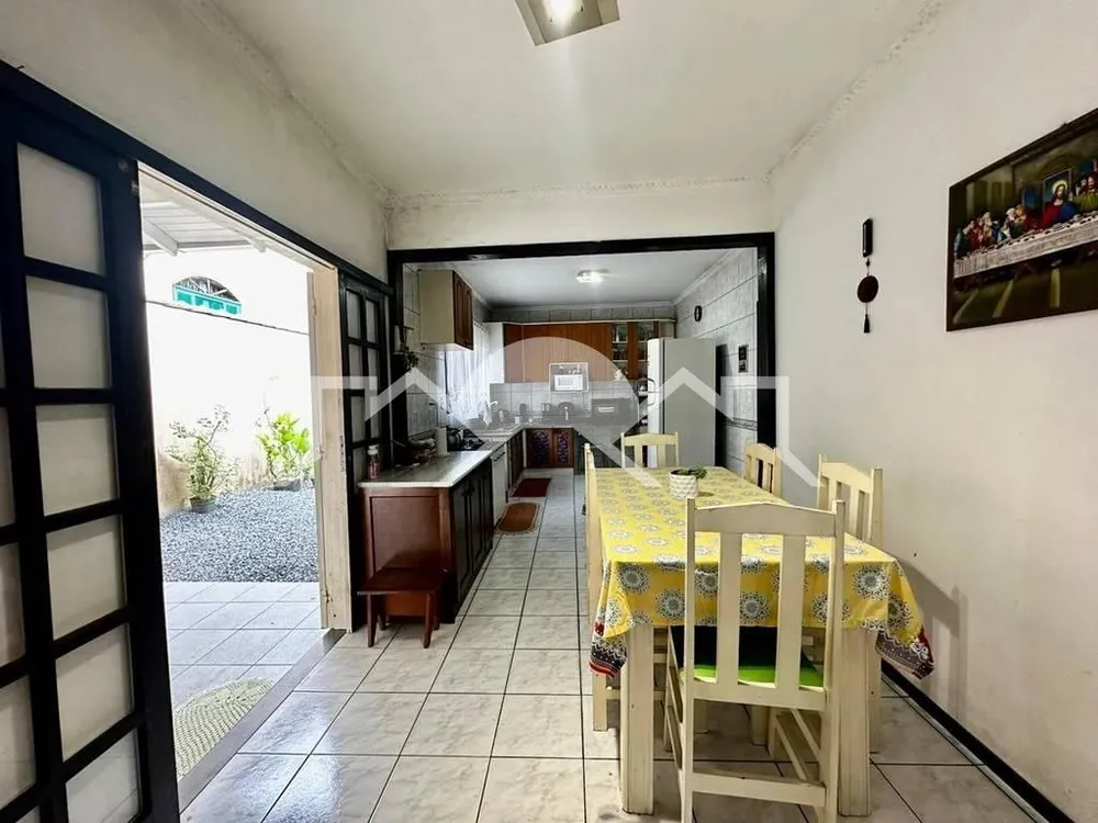 Casa, 4 quartos, 80 m² - Foto 1