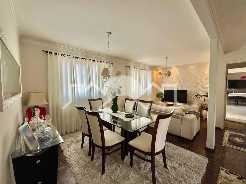 Casa, 4 quartos, 214 m² - Foto 2