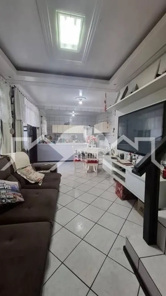 Casa, 4 quartos, 215 m² - Foto 2