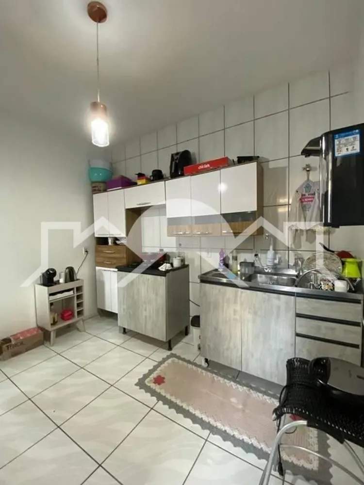 Casa, 3 quartos, 98 m² - Foto 2
