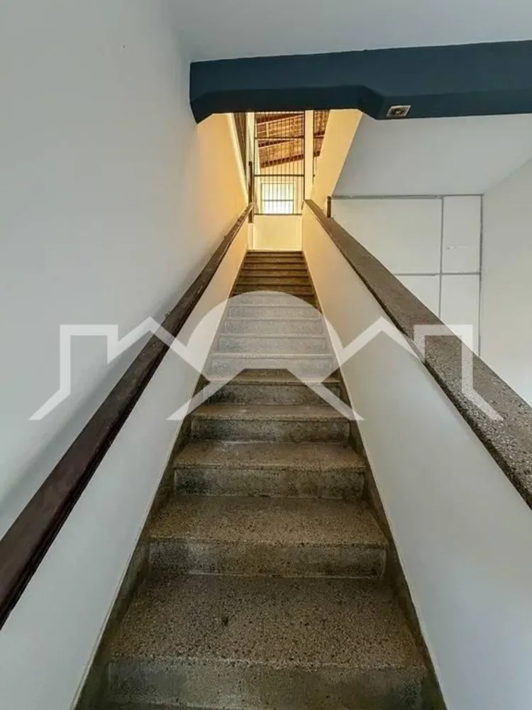 Loja-Salão, 600 m² - Foto 1