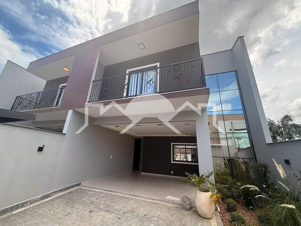 Casa, 3 quartos, 180 m² - Foto 1