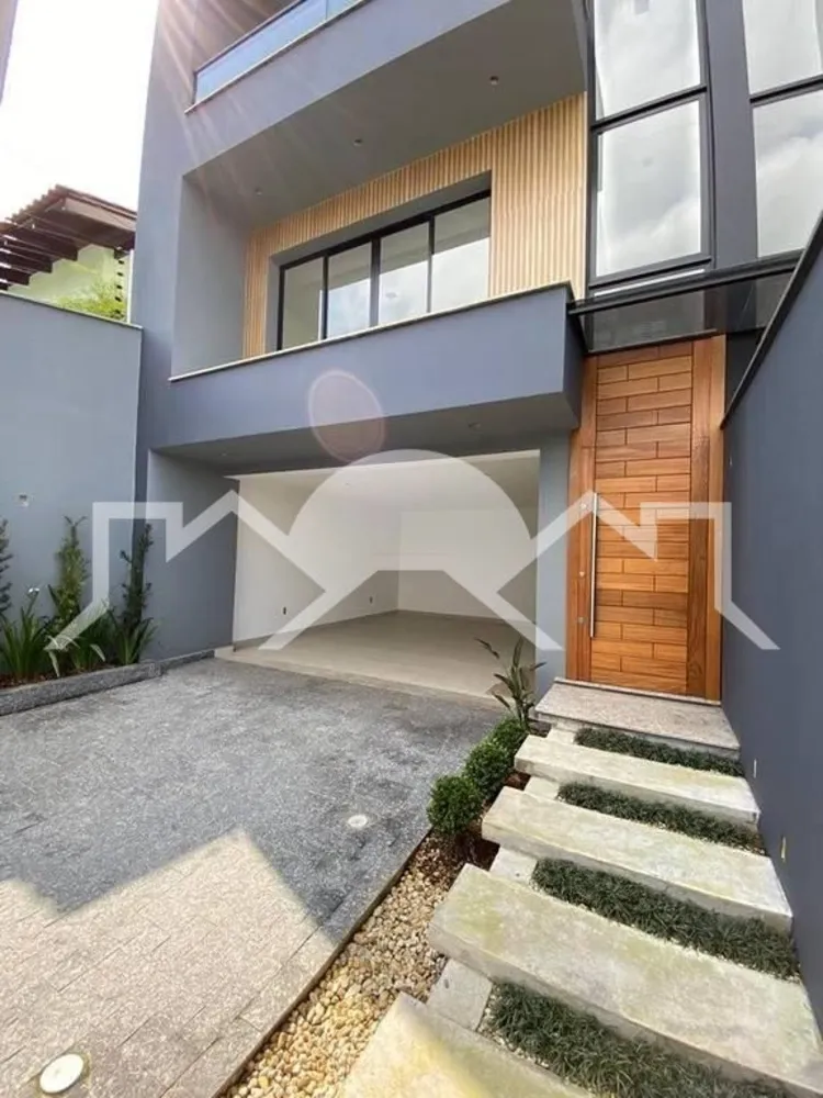 Sobrado, 3 quartos, 178 m² - Foto 1