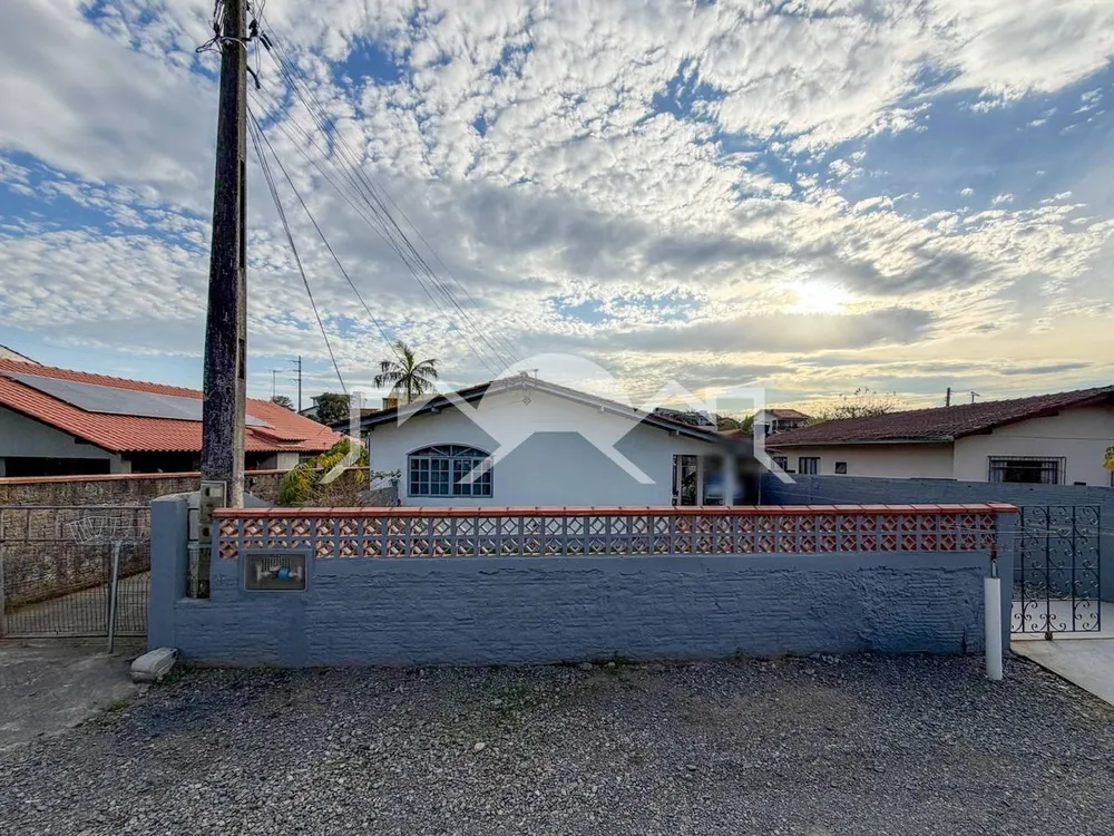 Casa, 3 quartos, 82 m² - Foto 1