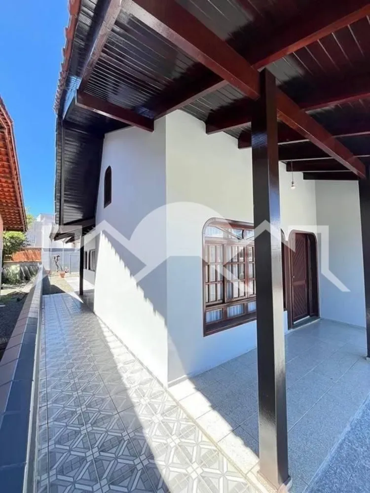 Casa, 4 quartos, 190 m² - Foto 4