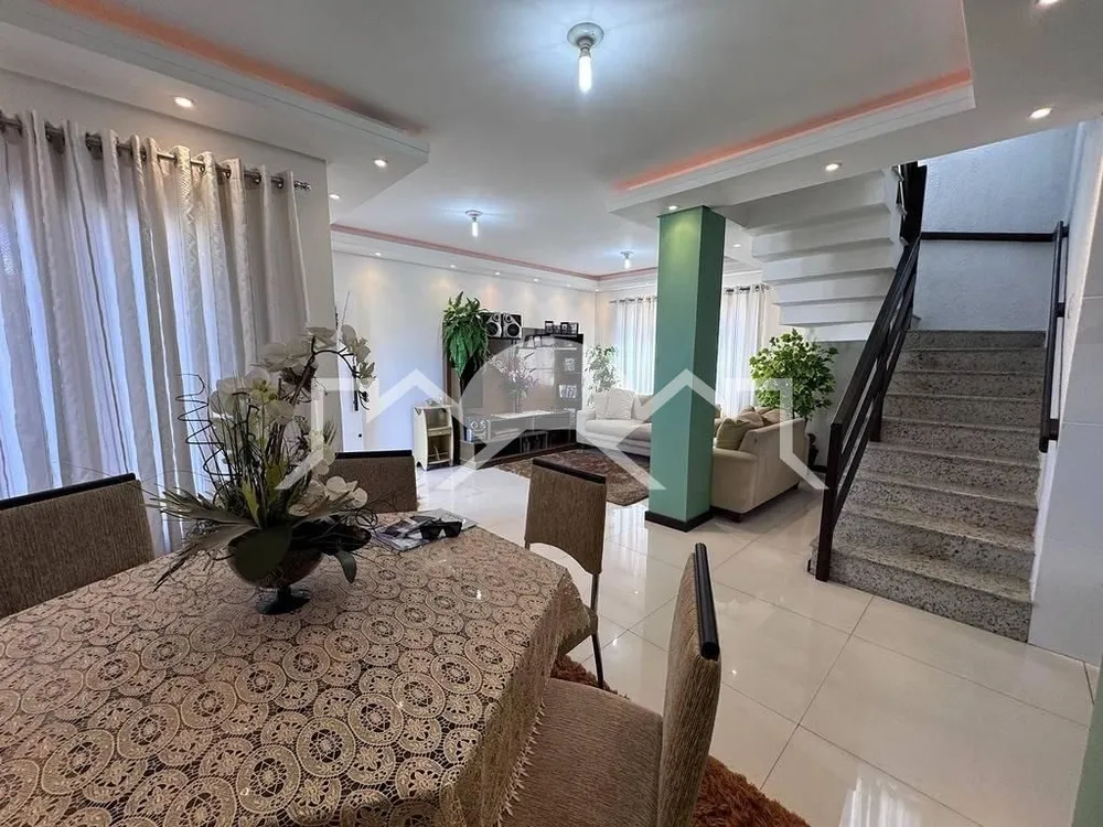 Casa, 4 quartos, 200 m² - Foto 3