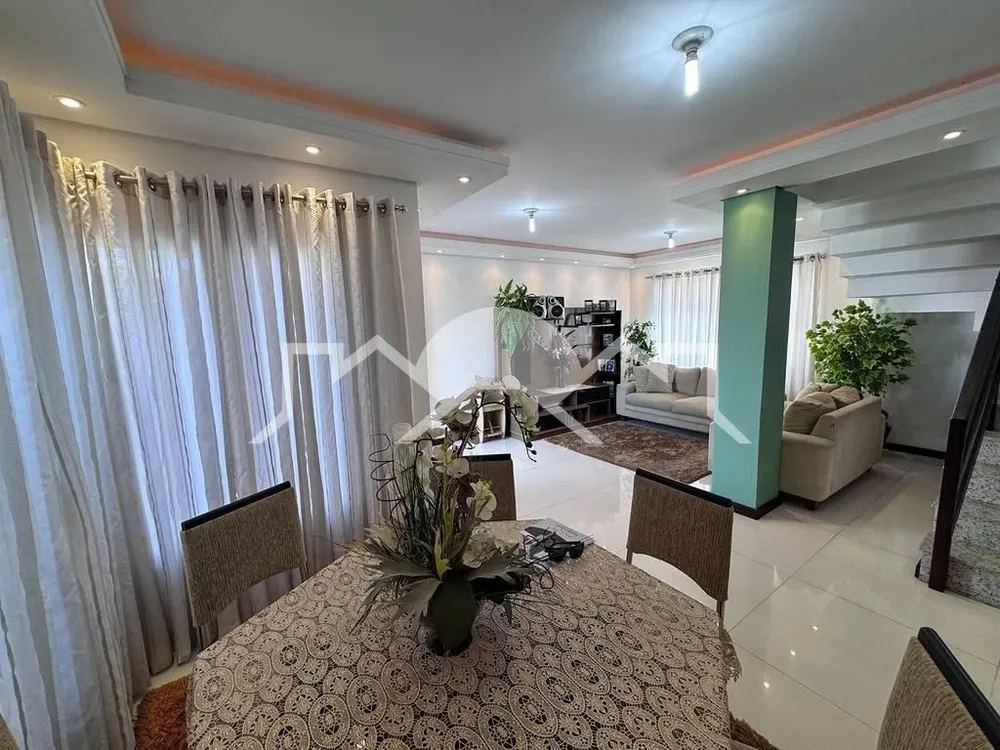 Casa, 4 quartos, 200 m² - Foto 4