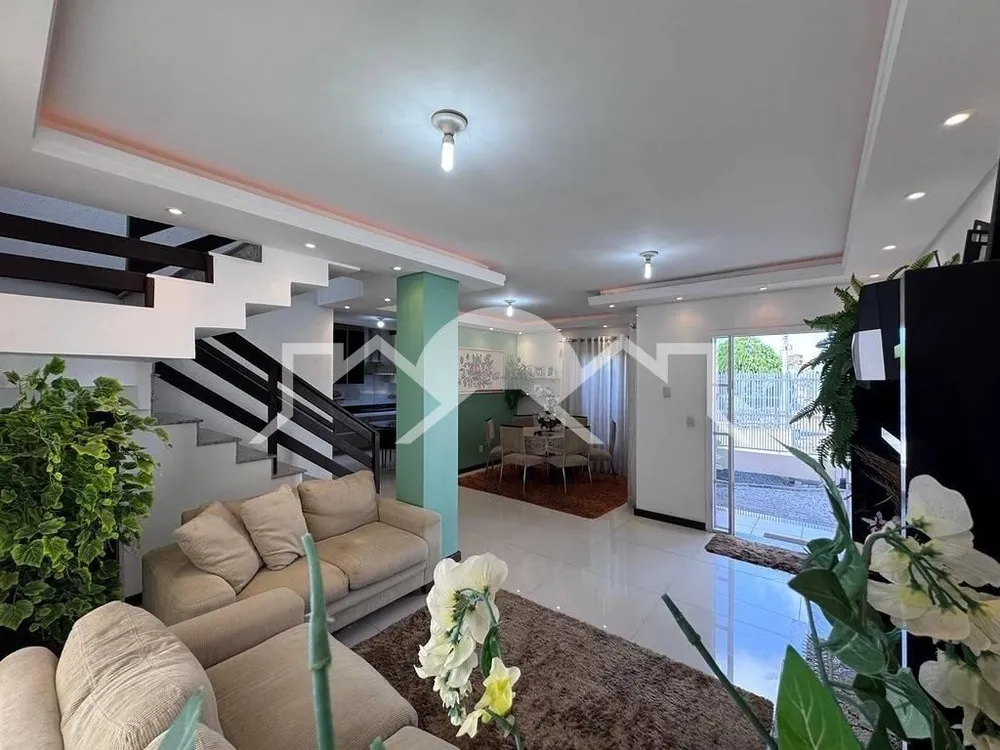 Casa, 4 quartos, 200 m² - Foto 2
