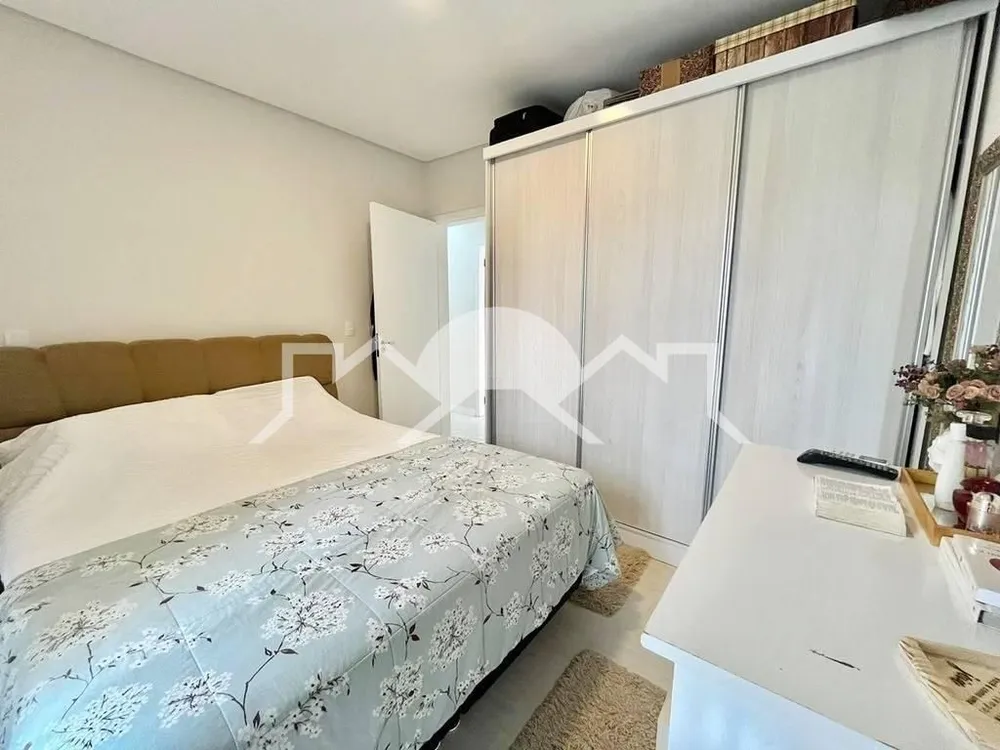 Casa, 6 quartos, 320 m² - Foto 2