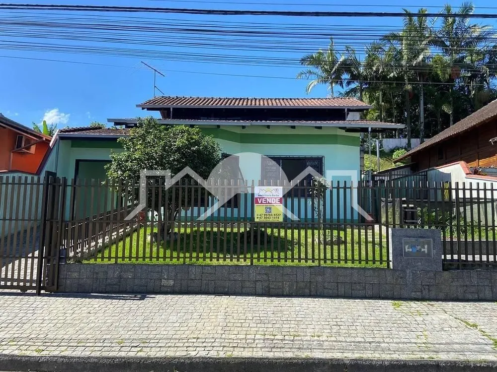 Casa, 4 quartos, 240 m² - Foto 2