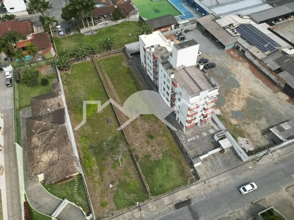 Terreno, 837 m² - Foto 1