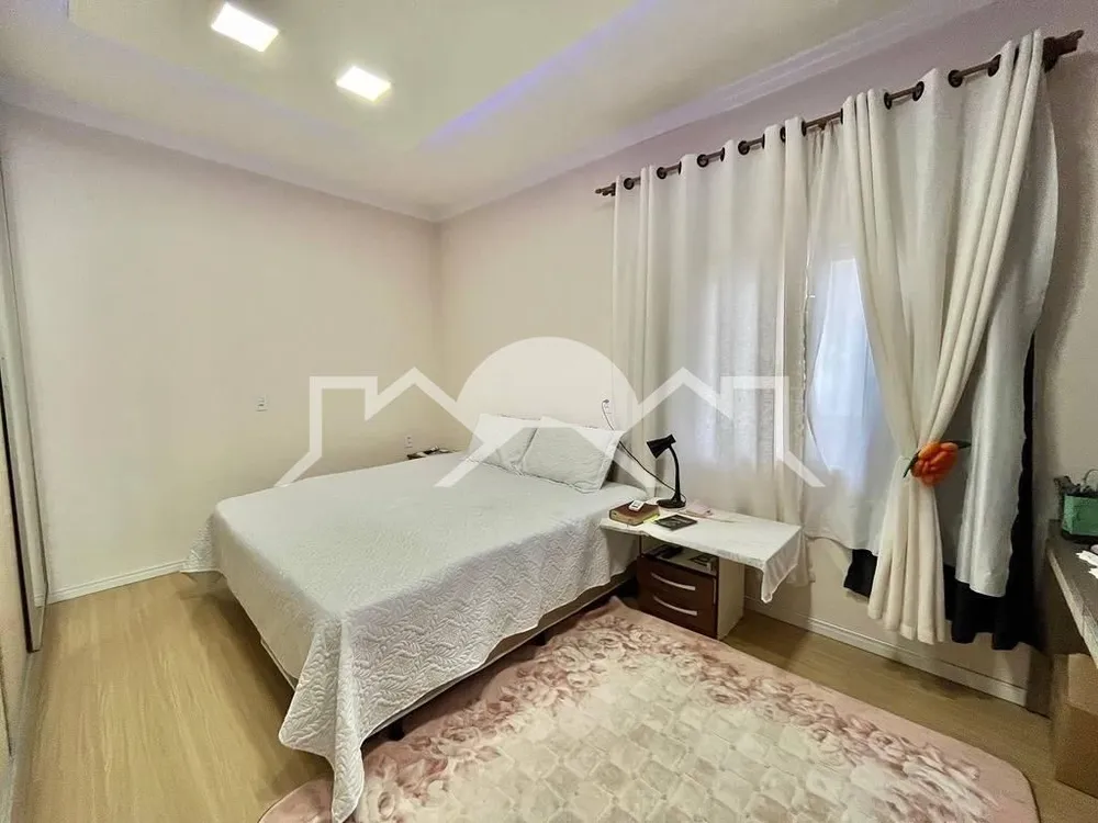 Casa, 3 quartos, 340 m² - Foto 2