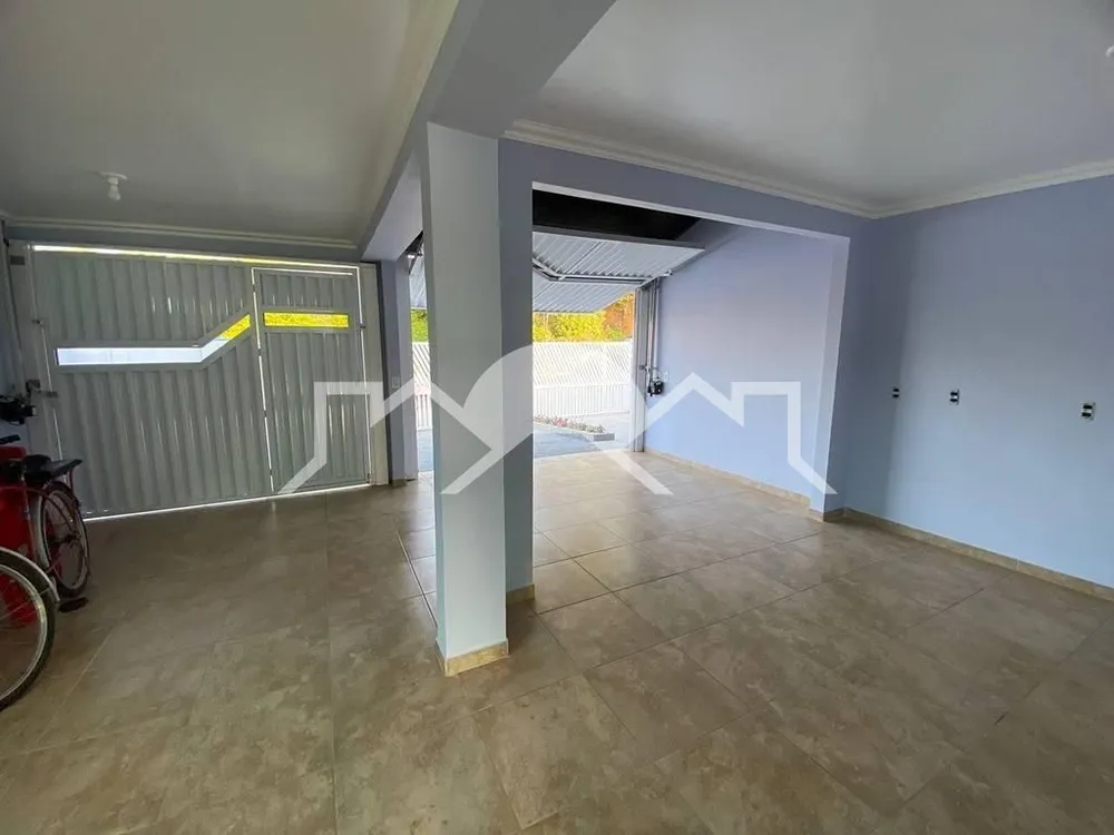 Casa, 3 quartos, 220 m² - Foto 2