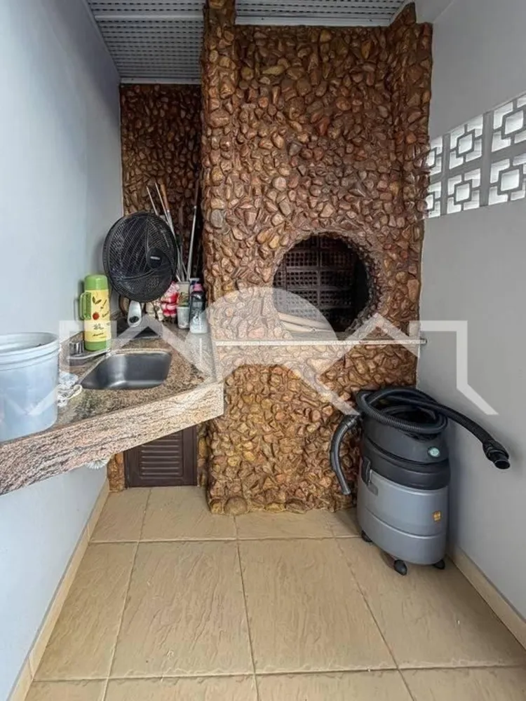 Casa, 4 quartos, 195 m² - Foto 4